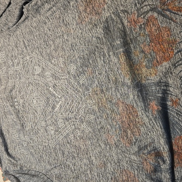 American Fighter Cream and Gray Graphic Tees - Picture 4 of 7